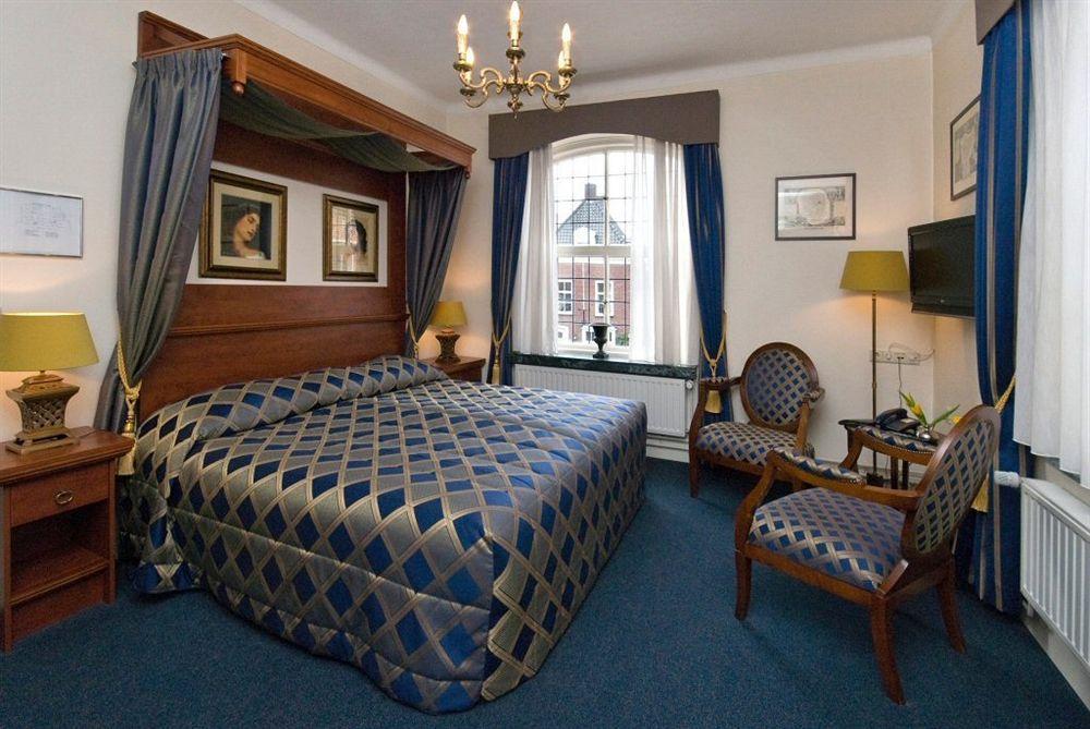 Villa-Hotel De Kroon Gennep 外观 照片