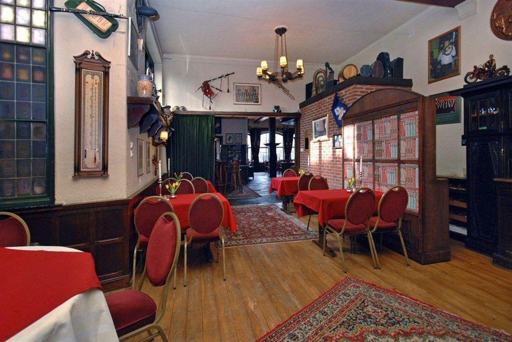 Villa-Hotel De Kroon Gennep 外观 照片